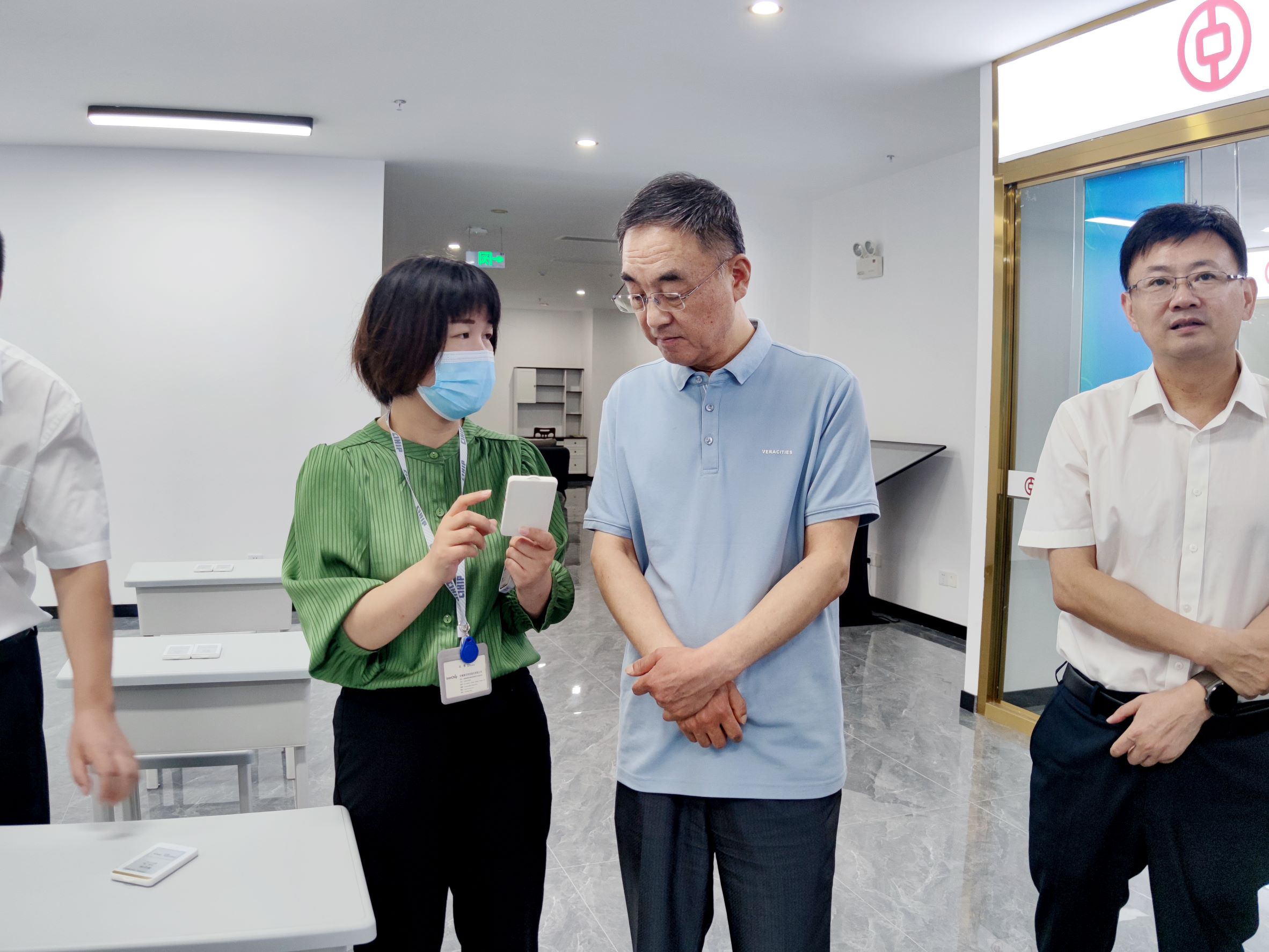 省生态环境督查组莅临尊龙中国科技 (4)