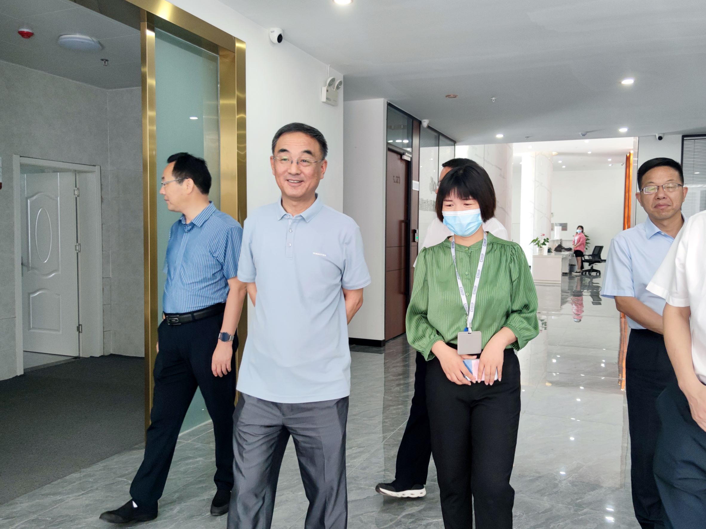 省生态环境督查组莅临尊龙中国科技 (8)